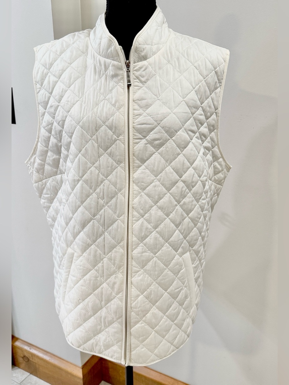 Karen Scott Ivory Quilted puffer vest size XXL